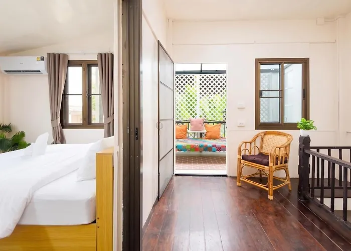 別墅 Traditional Thai House Garden Cinema Pool Mrt 曼谷